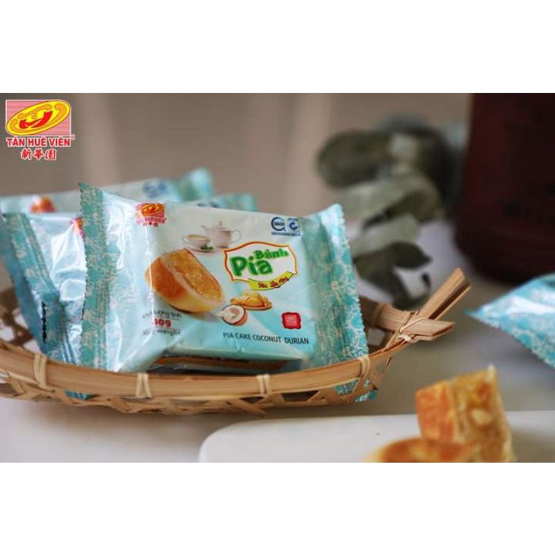 Pia Tan Hue Vien Hopia Cake Coconut and Durian 12 Pack 480g