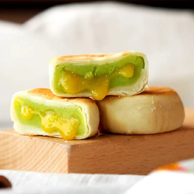 Banh Pia Tan Hue Vien Hopia Cake Melted Salted Egg Yolk - Panda Flavor