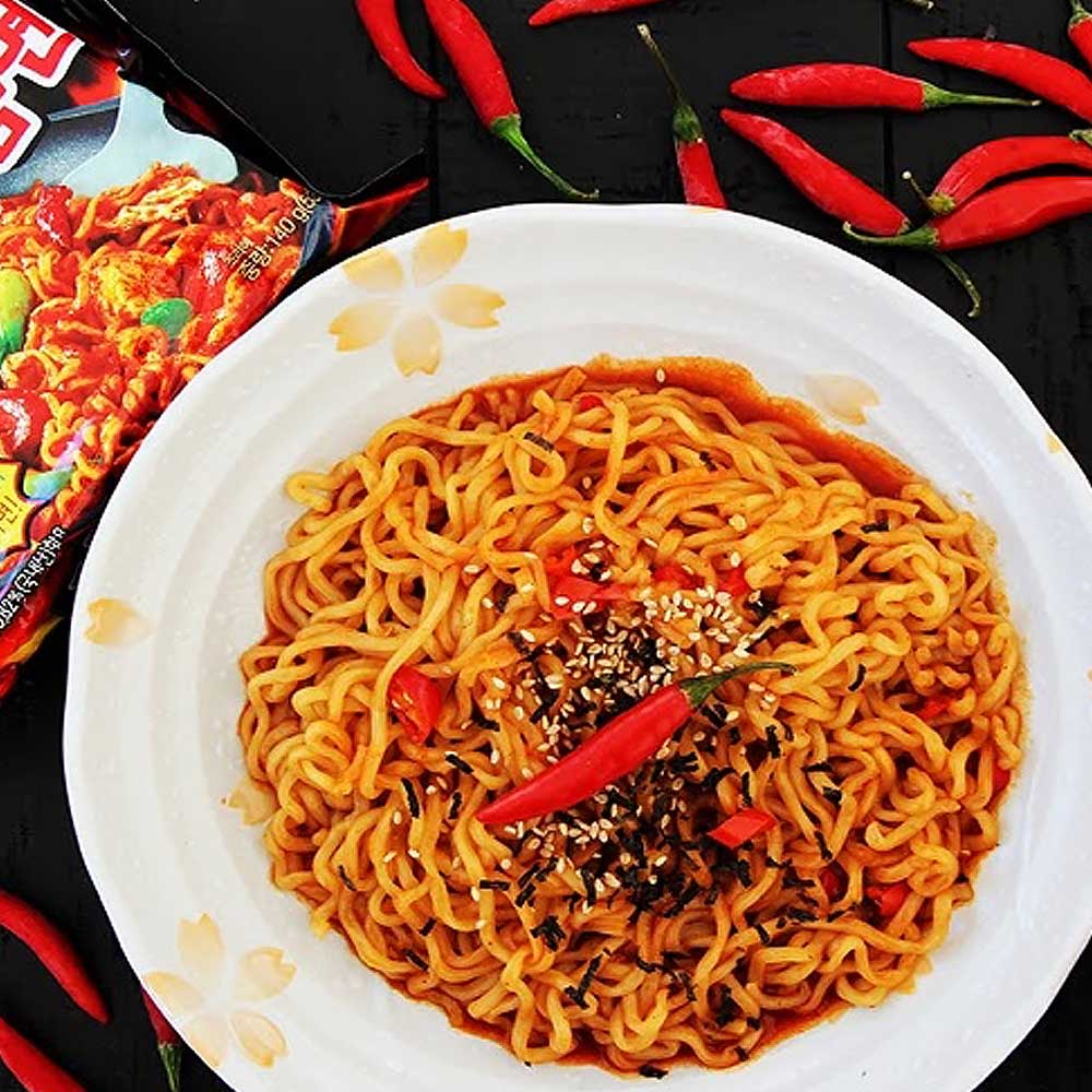 SAMYANG Carbonara Buldak Chicken Flavor Ramen - Spicy Creamy Pasta Noodles – 22.9 Oz (pack of 1) (total 5 pcs)