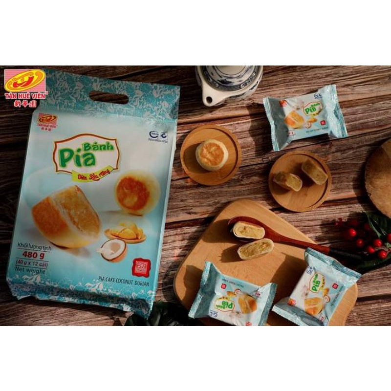 Pia Tan Hue Vien Hopia Cake Coconut and Durian 12 Pack 480g