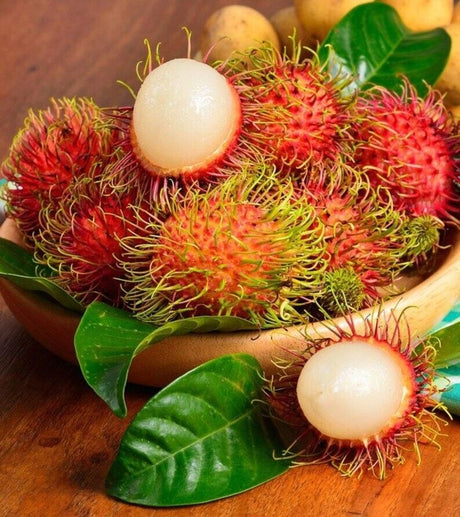 Fresh Rambutans - 1 Bag ( From 3 to 4 Lbs )